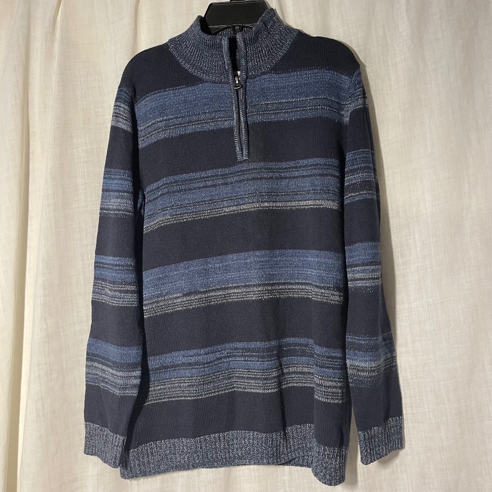 Urban pipeline youth boys sweater. Navy base with stripes. Mock Turtle Neck. XL